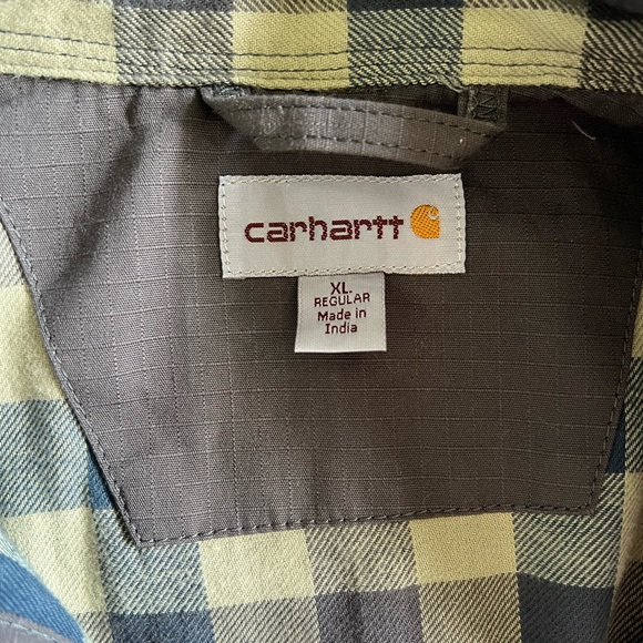 Modern Gray Men’s Carhartt Jacket - Picture 5 of 7